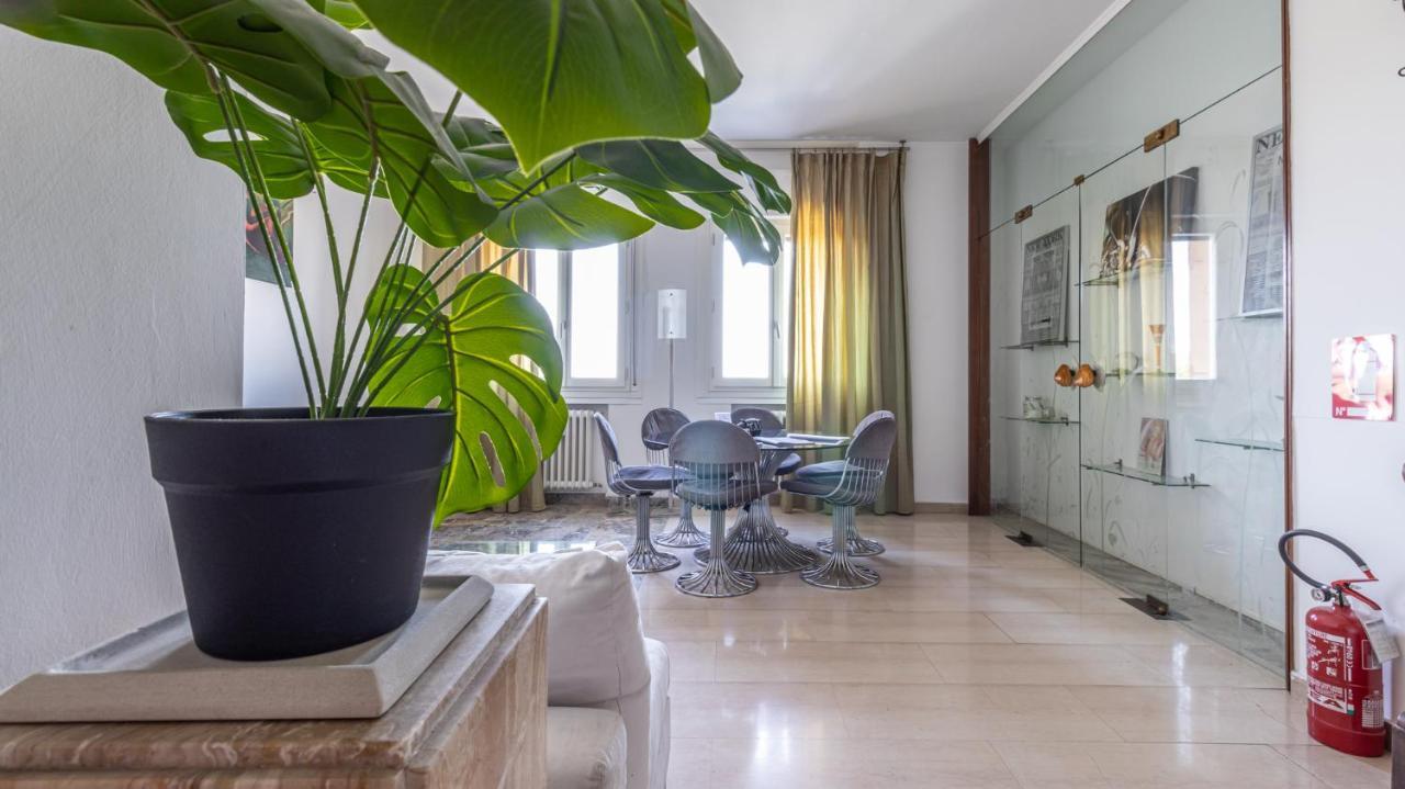 Grand Central By Alloro Su Treno - Affitti Brevi Italia Modena Ngoại thất bức ảnh